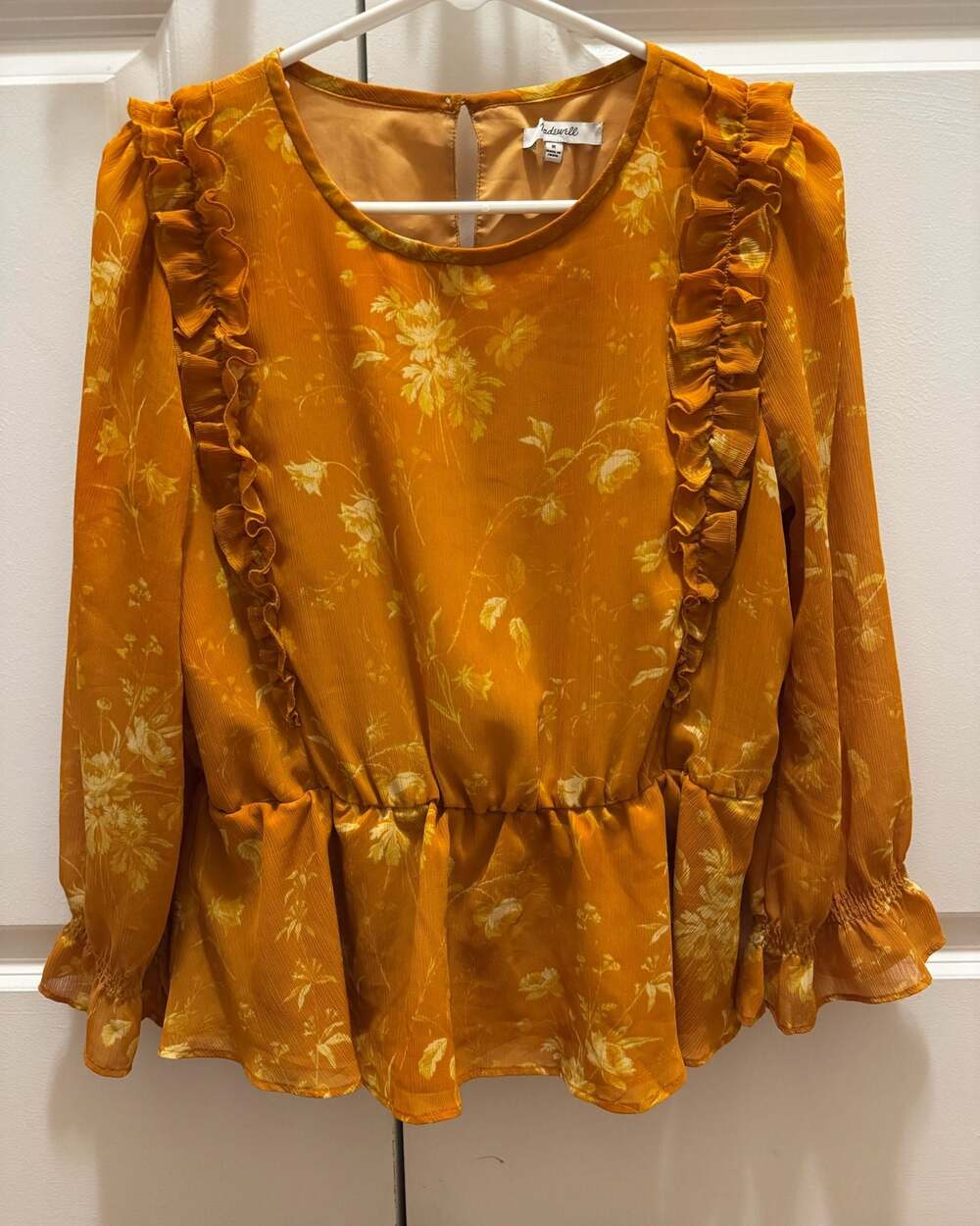 Madewell Ruffle-Shoulder Peplum Top in Tonal Botanical Yellow Size M